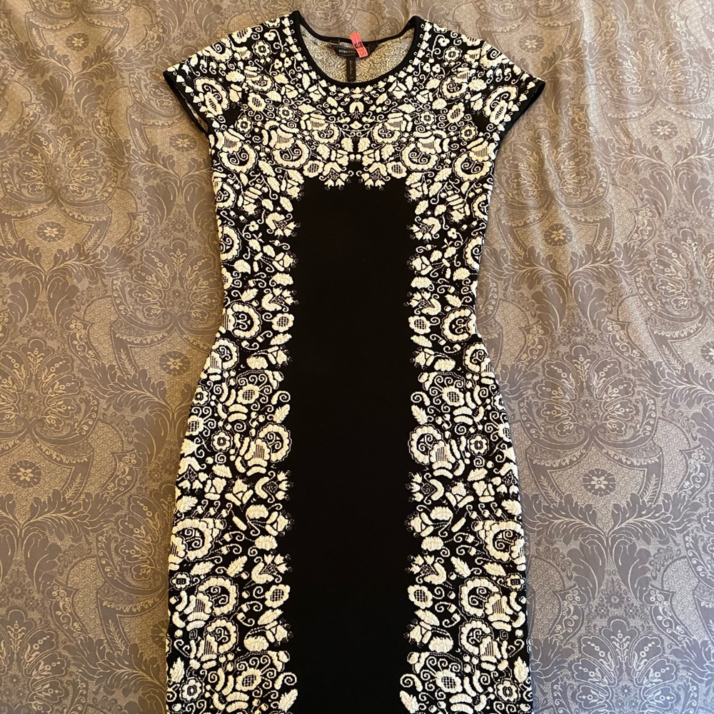 BCBG Black/White Futter sweater dress XS